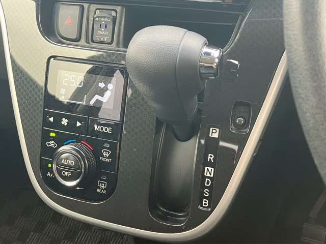 MOVE CUSTOM