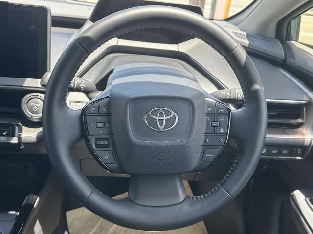 PRIUS 4WD