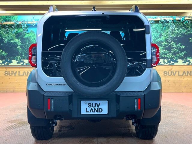 LANDCRUISER FJ