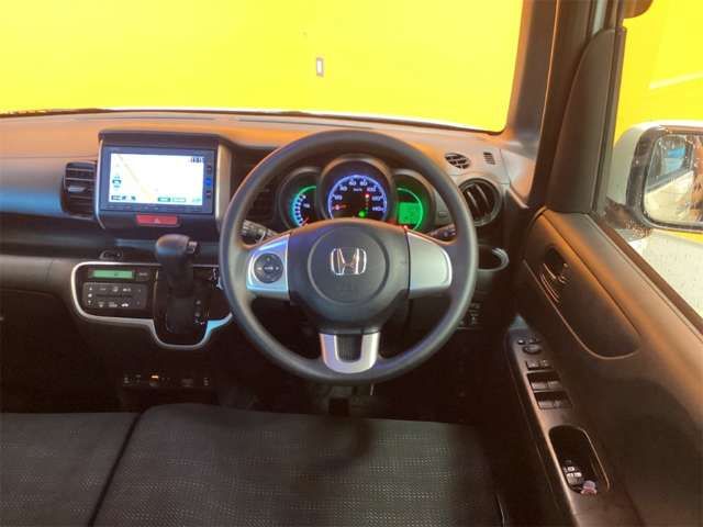 N BOX