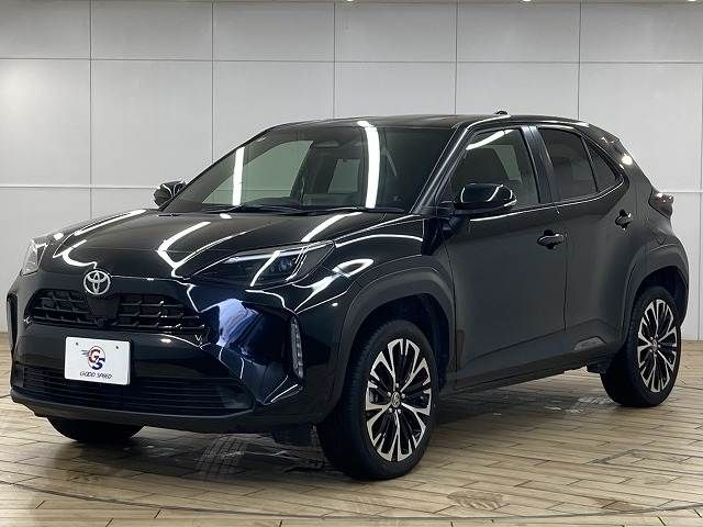 YARIS CROSS