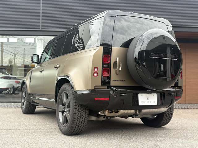 ROVER DEFENDER