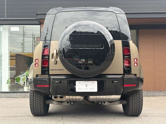 ROVER DEFENDER