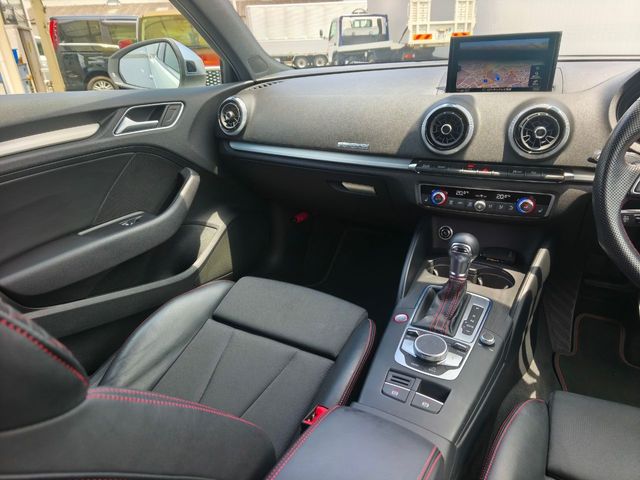 AUDI S3 SPORTBACK