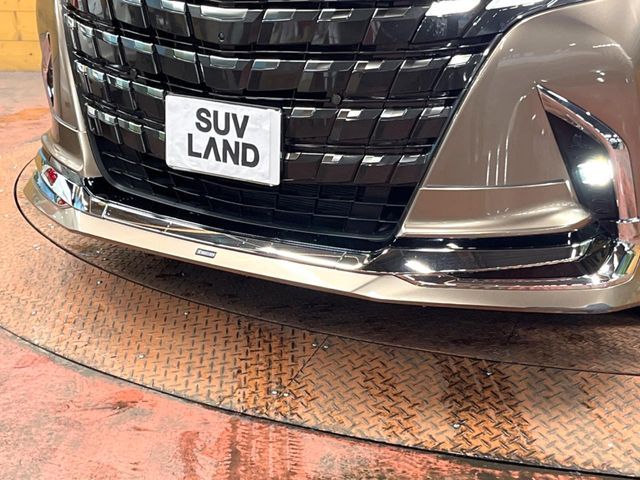 ALPHARD hybrid