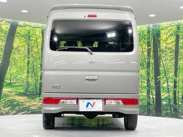 NV100 CLIPPER RIO 4WD