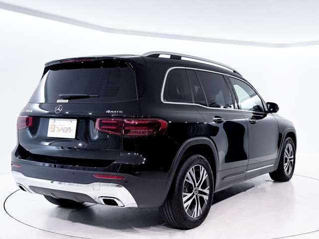 MERCEDES BENZ GLB
