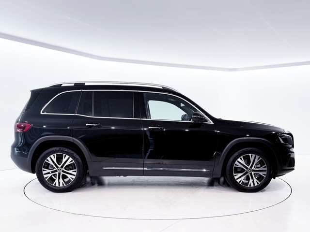 MERCEDES BENZ GLB