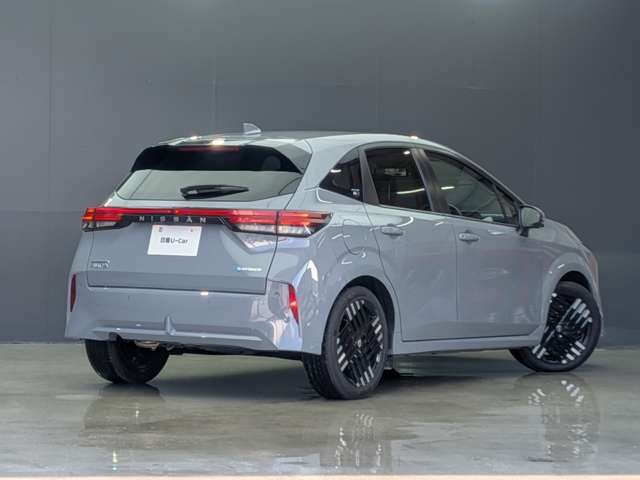 AURA