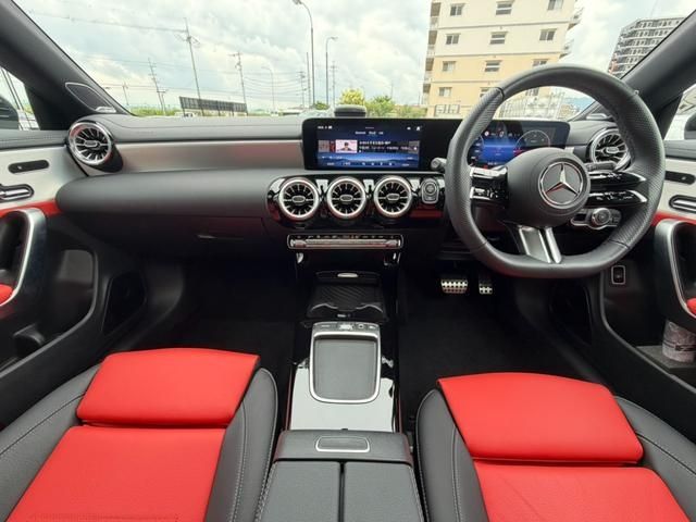 MERCEDES BENZ CLA class