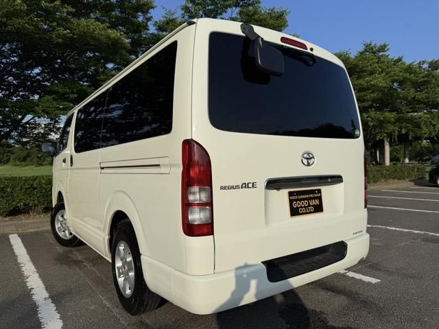 HIACE van 4WD