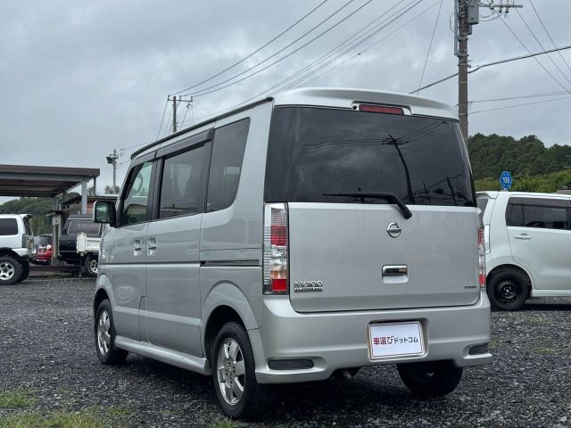 NV100 CLIPPER RIO