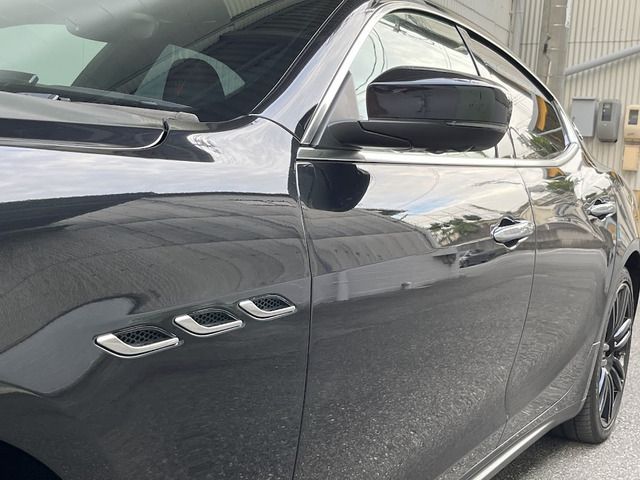 MASERATI GHIBLI Sedan