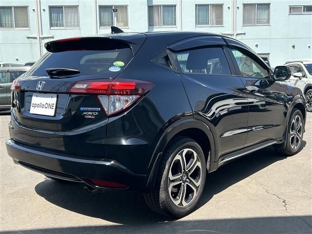 VEZEL HYBRID 4WD
