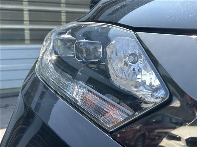 VEZEL HYBRID 4WD