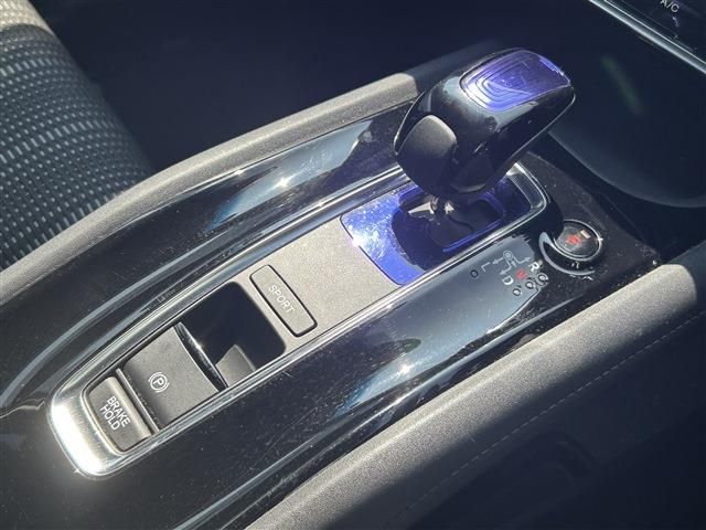VEZEL HYBRID 4WD