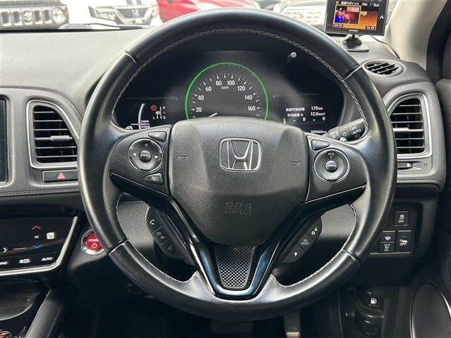 VEZEL HYBRID 4WD