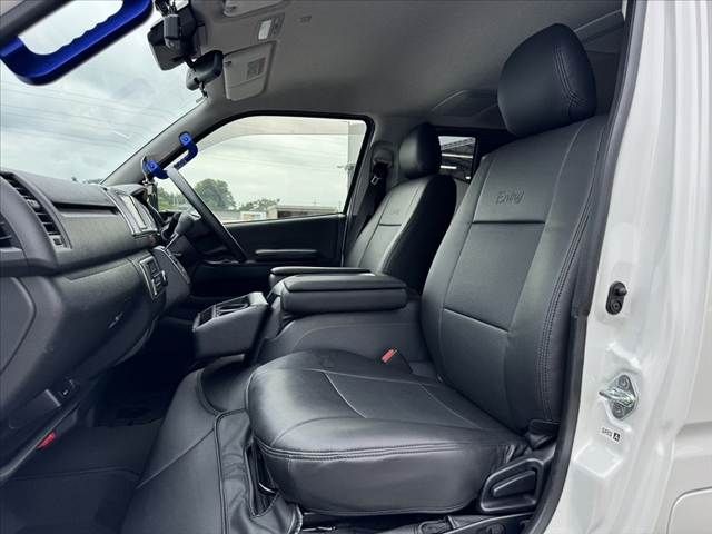 HIACE van 2WD