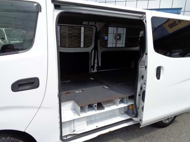 NV350 CARAVAN