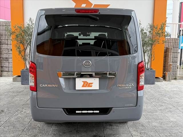 CARAVAN van 2WD