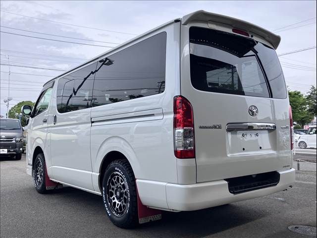REGIUSACE van 4WD