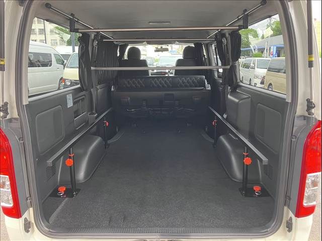 REGIUSACE van 4WD