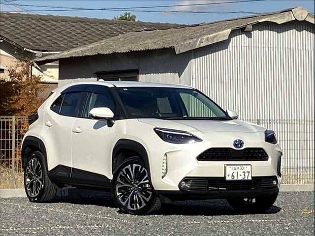 YARIS CROSS HYBRID