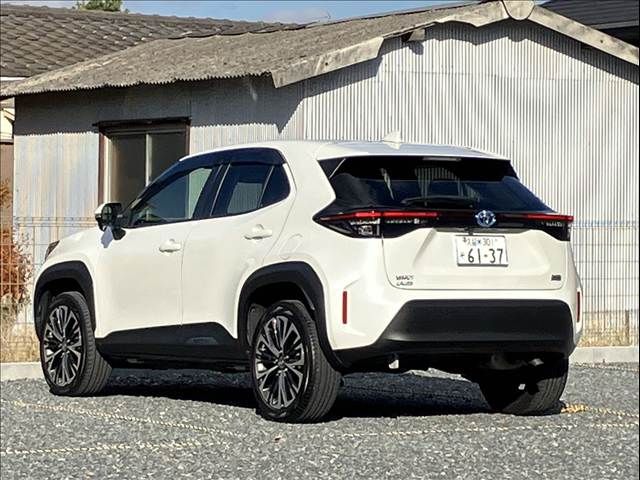 YARIS CROSS HYBRID