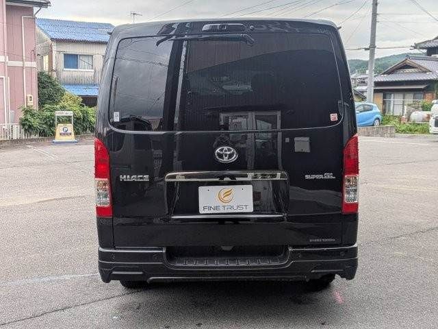 HIACE van 4WD
