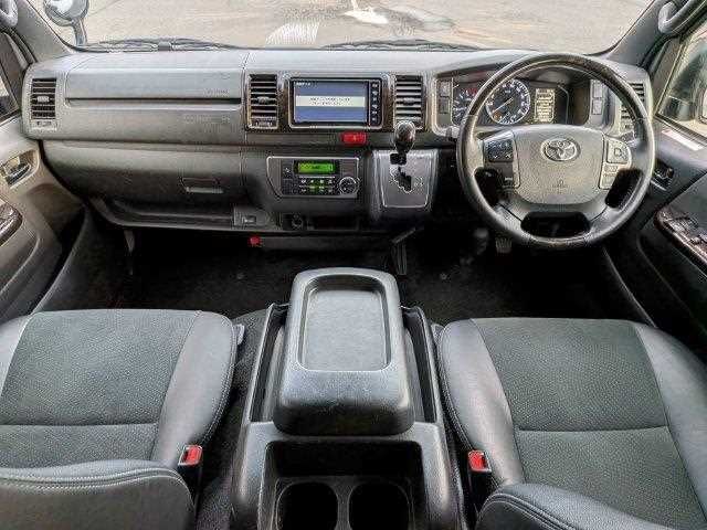 HIACE van 4WD