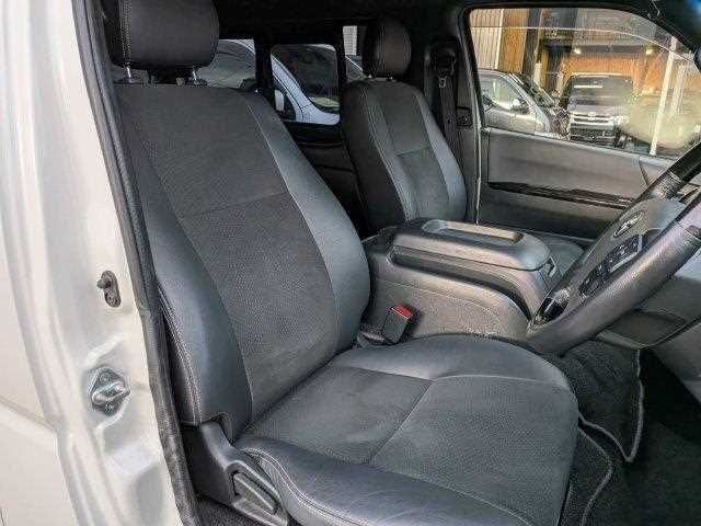 HIACE van 4WD
