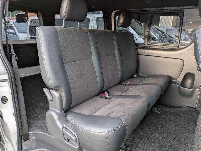 HIACE van 4WD