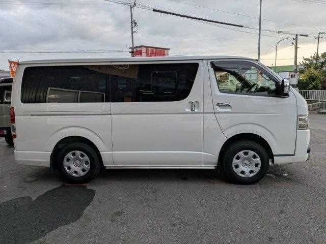 HIACE van 4WD