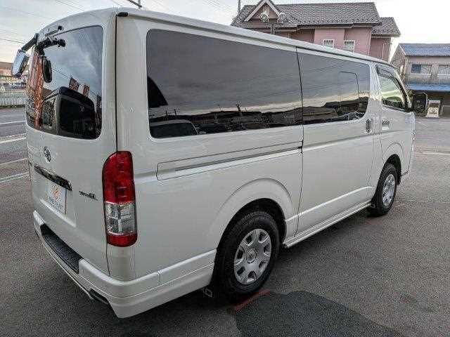 HIACE van 4WD