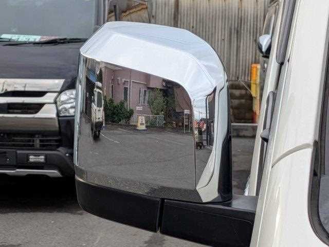 HIACE van 4WD
