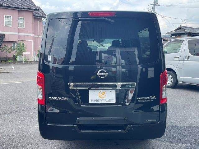 CARAVAN van 2WD