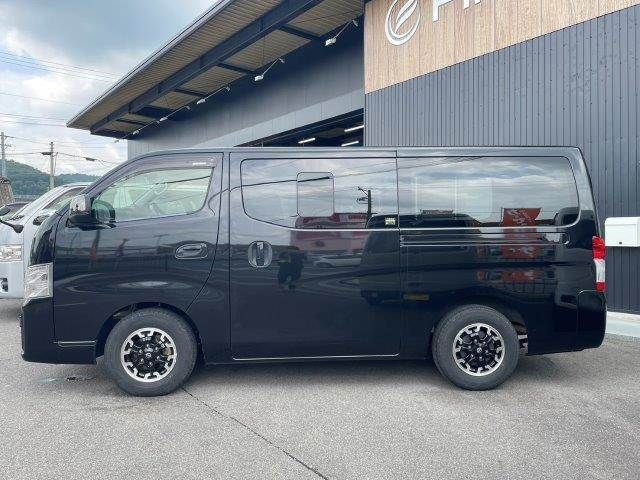 CARAVAN van 2WD