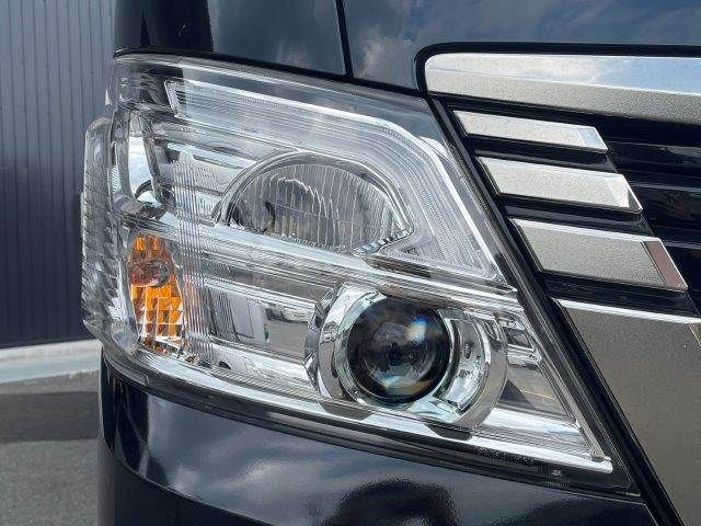CARAVAN van 2WD