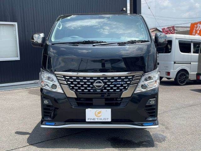 CARAVAN van 4WD