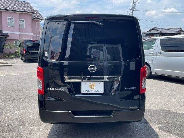 CARAVAN van 4WD