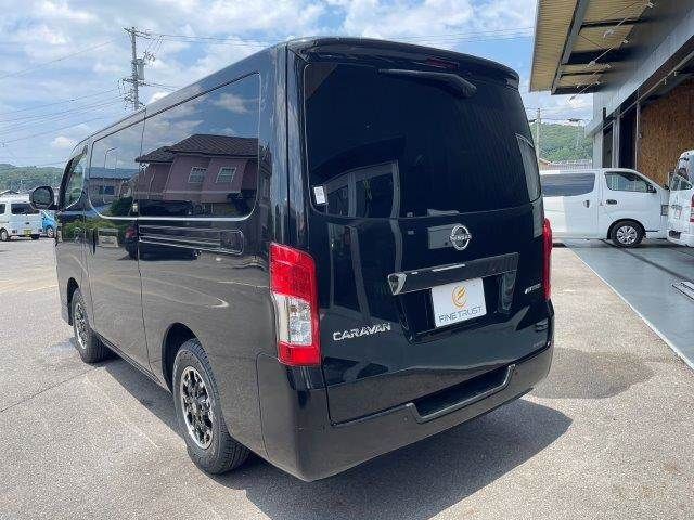 CARAVAN van 4WD