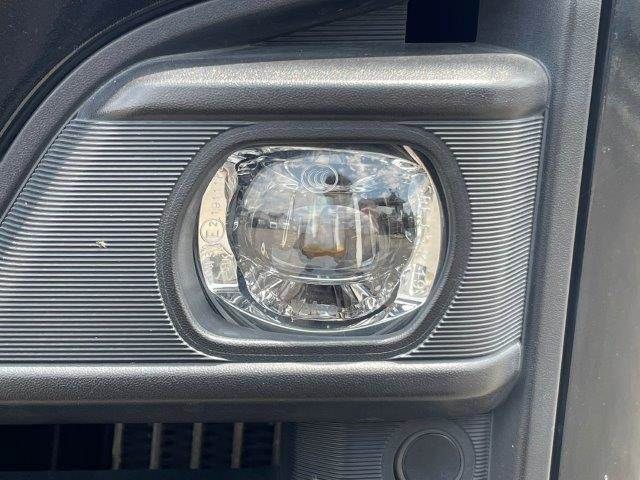 CARAVAN van 4WD