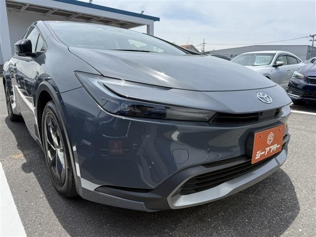 PRIUS 4WD
