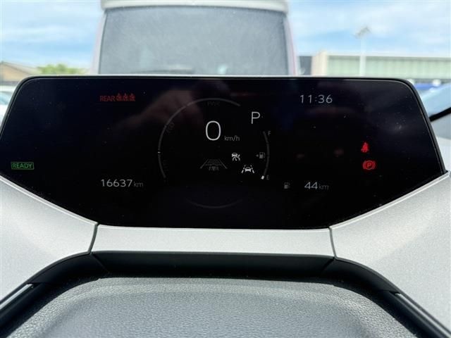 PRIUS 4WD