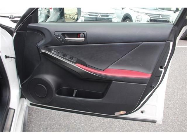 LEXUS IS300h