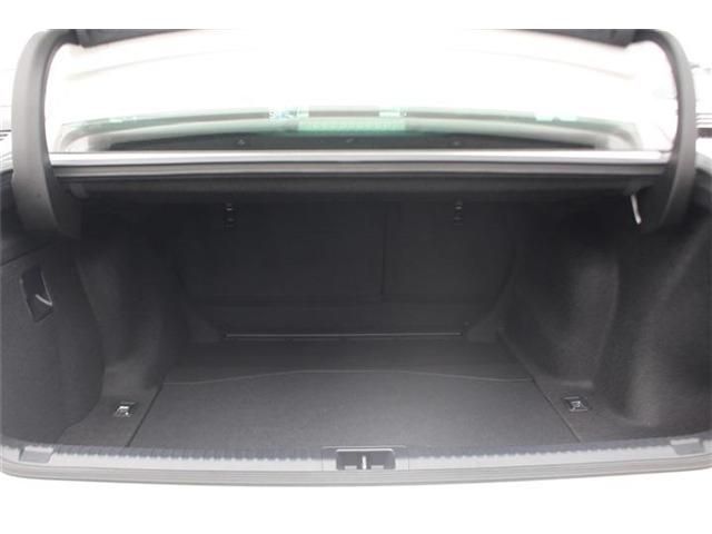LEXUS IS300h