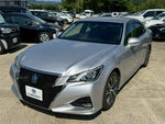 CROWN sedan hybrid