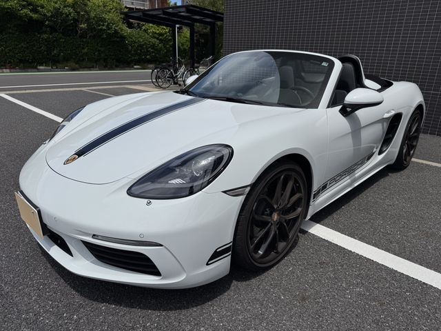 PORSCHE 718BOXSTER