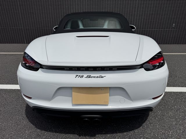 PORSCHE 718BOXSTER