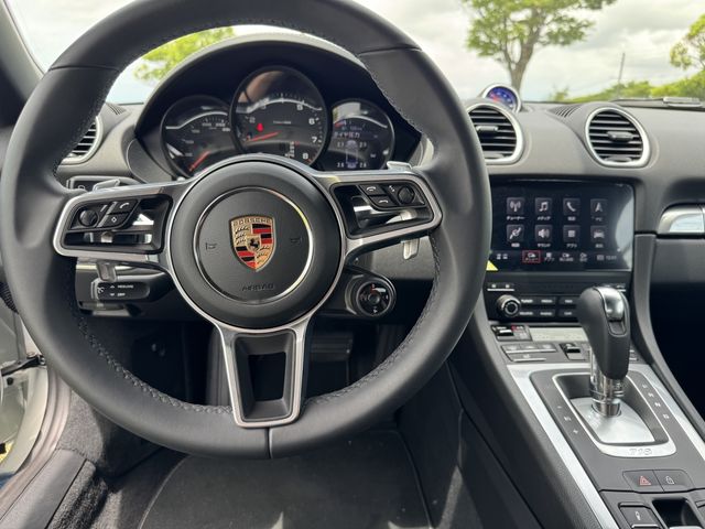 PORSCHE 718BOXSTER